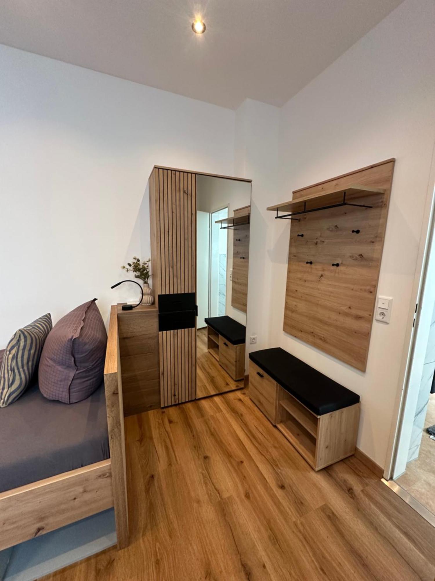 Artemis Zimmervermietung 5 Ein Bettzimmer Sundern Luaran gambar