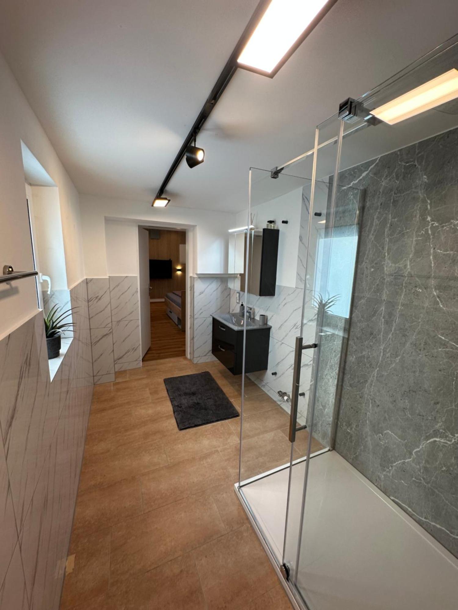 Artemis Zimmervermietung 5 Ein Bettzimmer Sundern Luaran gambar